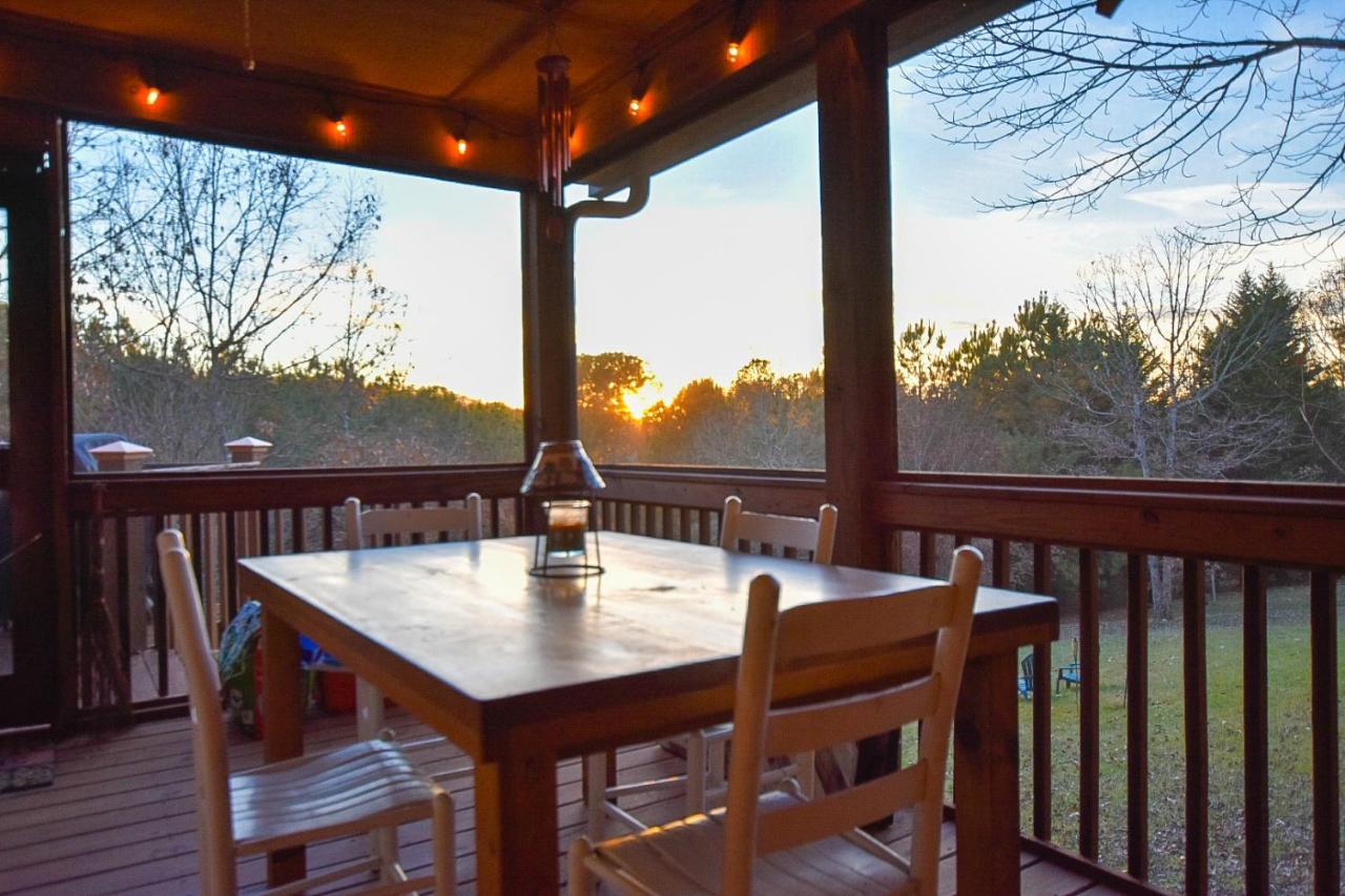 Smoky Mountain Cabin - Hot Tub - Fire Pit Murphy Exterior photo