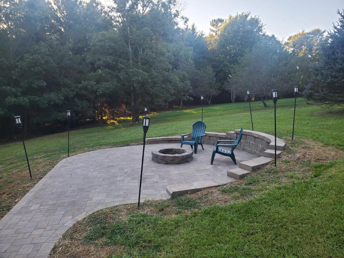 Smoky Mountain Cabin - Hot Tub - Fire Pit Murphy Exterior photo